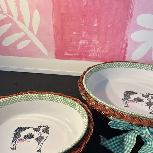 Teamson vintage casserole dishes with basket holders. 8 pounds - Picture 2 of 7